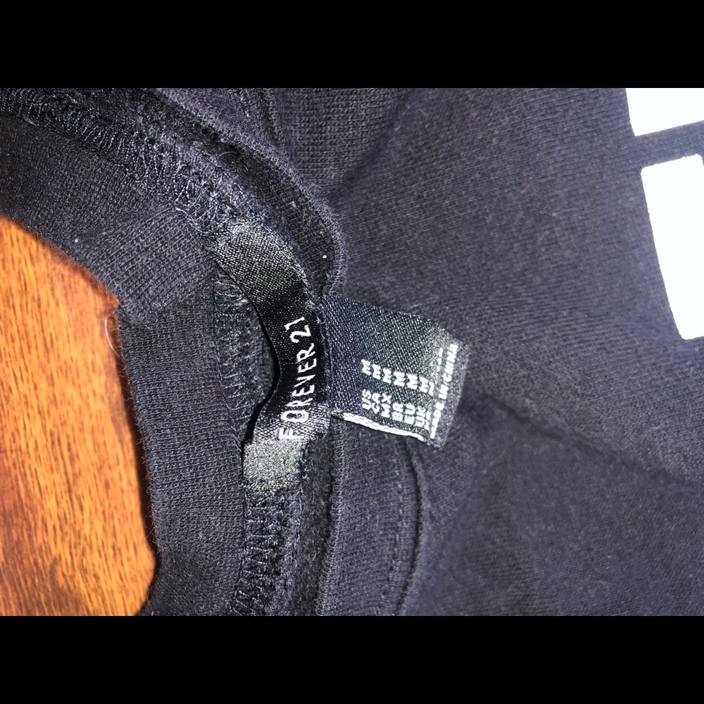 Sweater - Picture 3 of 4